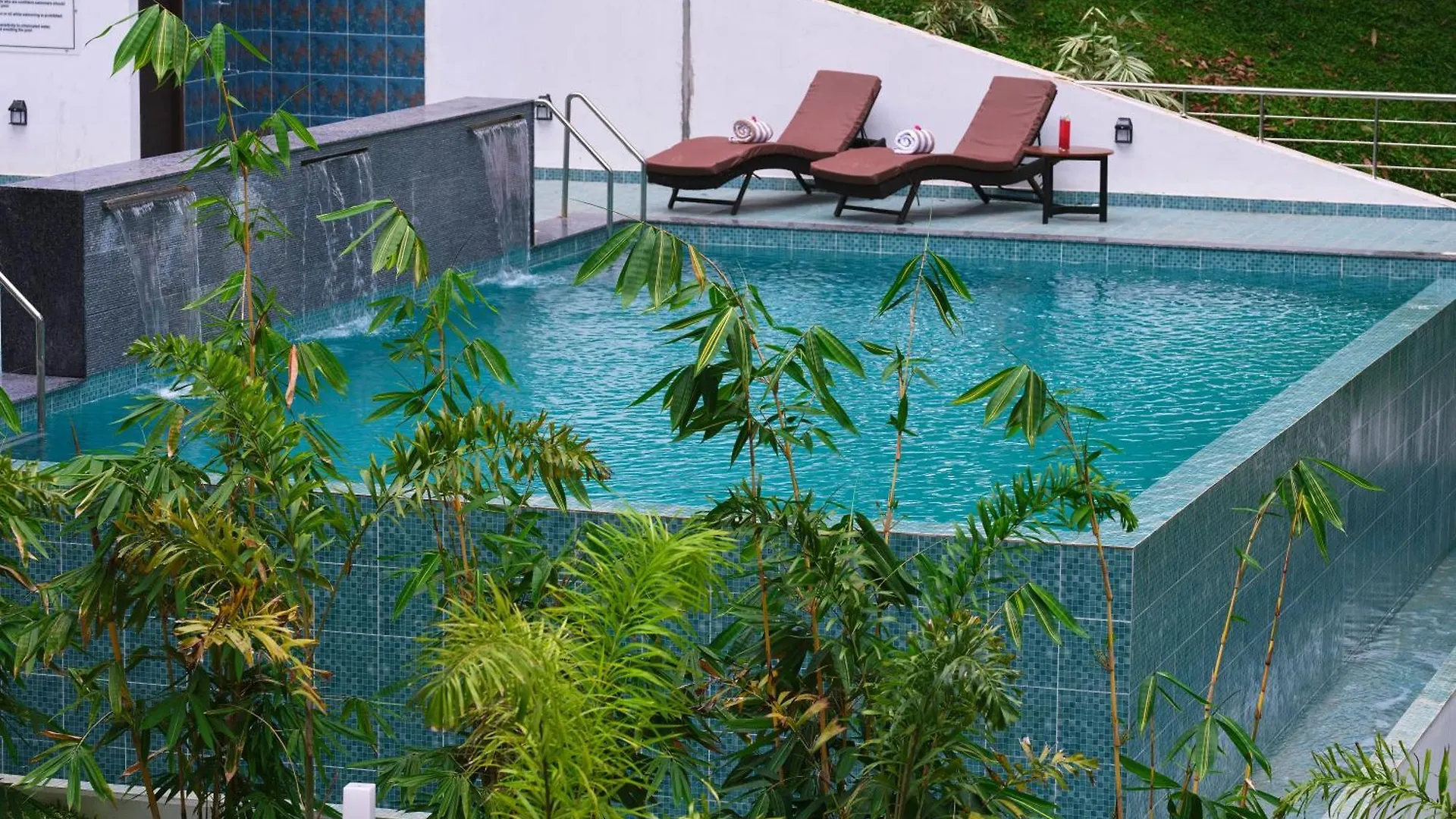 Era Resort By Stride Munnar India